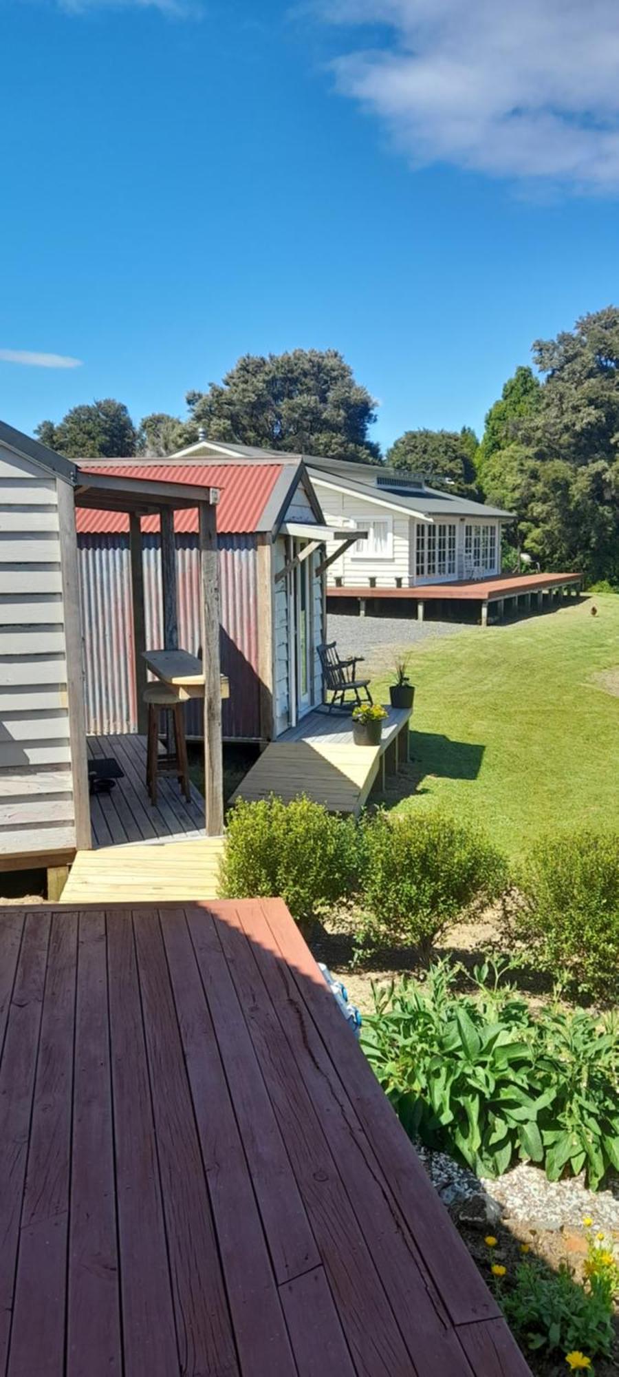 Taranaki Hotel Waihaha ภายนอก รูปภาพ